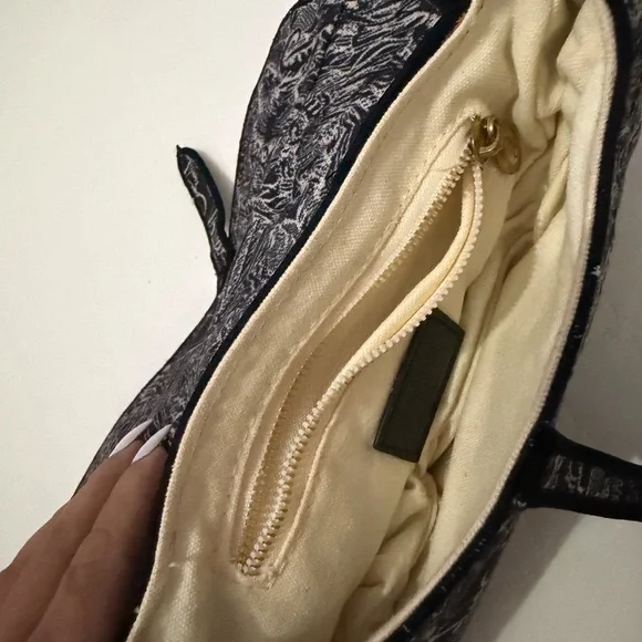 Christian Dior Blue and White Saddle Bag IT'S NOT ORIGINAL - Picture 5 of 6